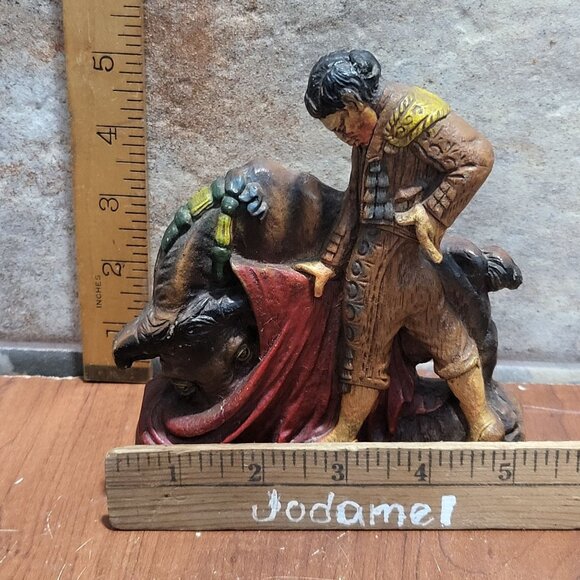 Vintage Matador Red Cape Bull Ceramic Figurine Bookend Single - Picture 9 of 10